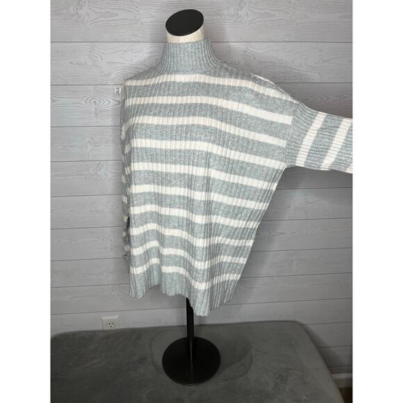 Loft gray & white striped ribbed knit mock t-neck pullover sweater Size L NWT - Picture 3 of 7